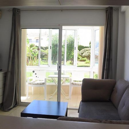 בנאלמדנה Apartamentos De Los Cisnes מראה חיצוני תמונה