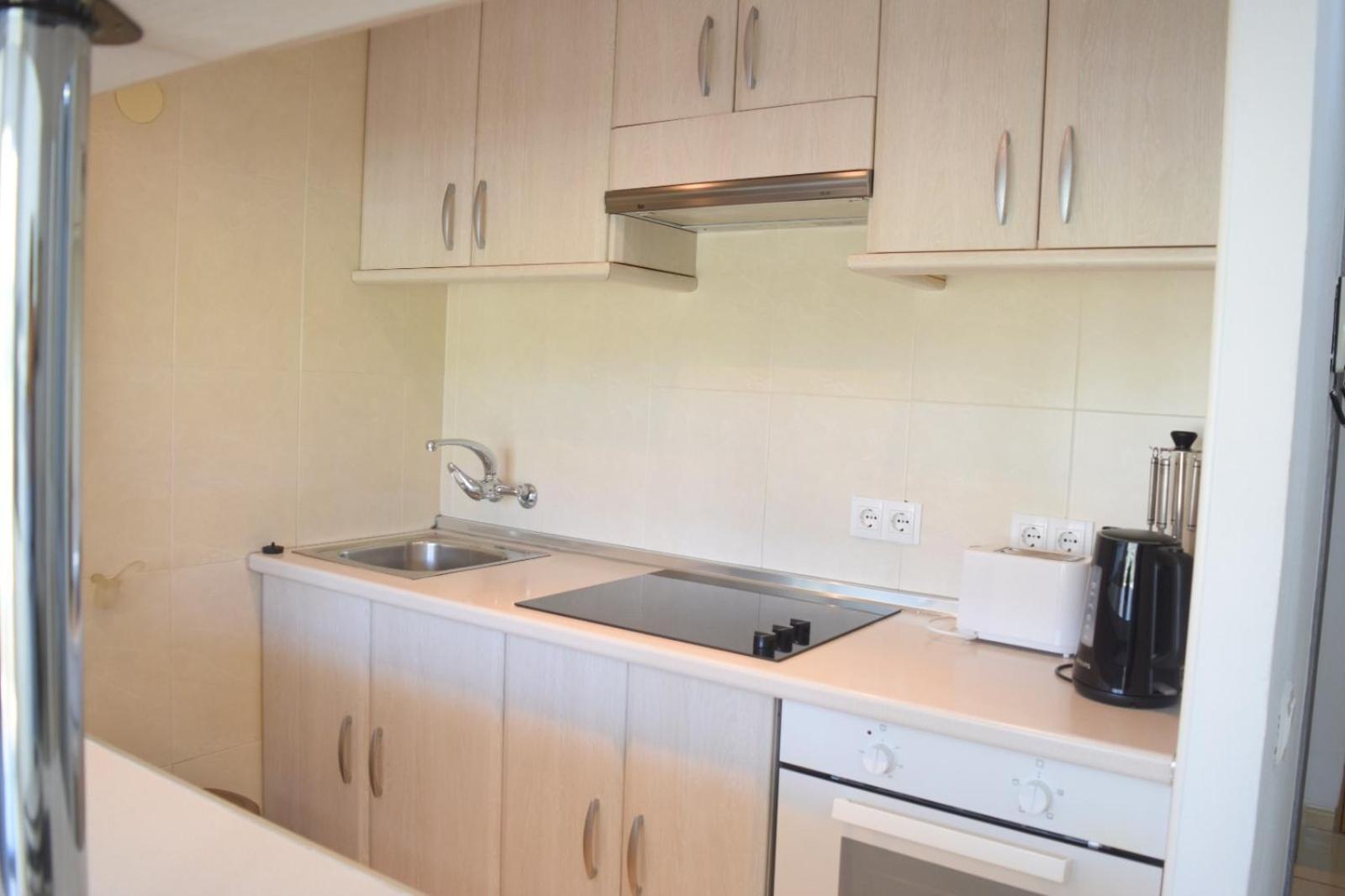 בנאלמדנה Apartamentos De Los Cisnes מראה חיצוני תמונה
