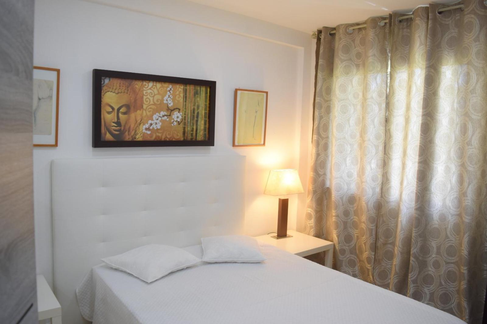 בנאלמדנה Apartamentos De Los Cisnes מראה חיצוני תמונה