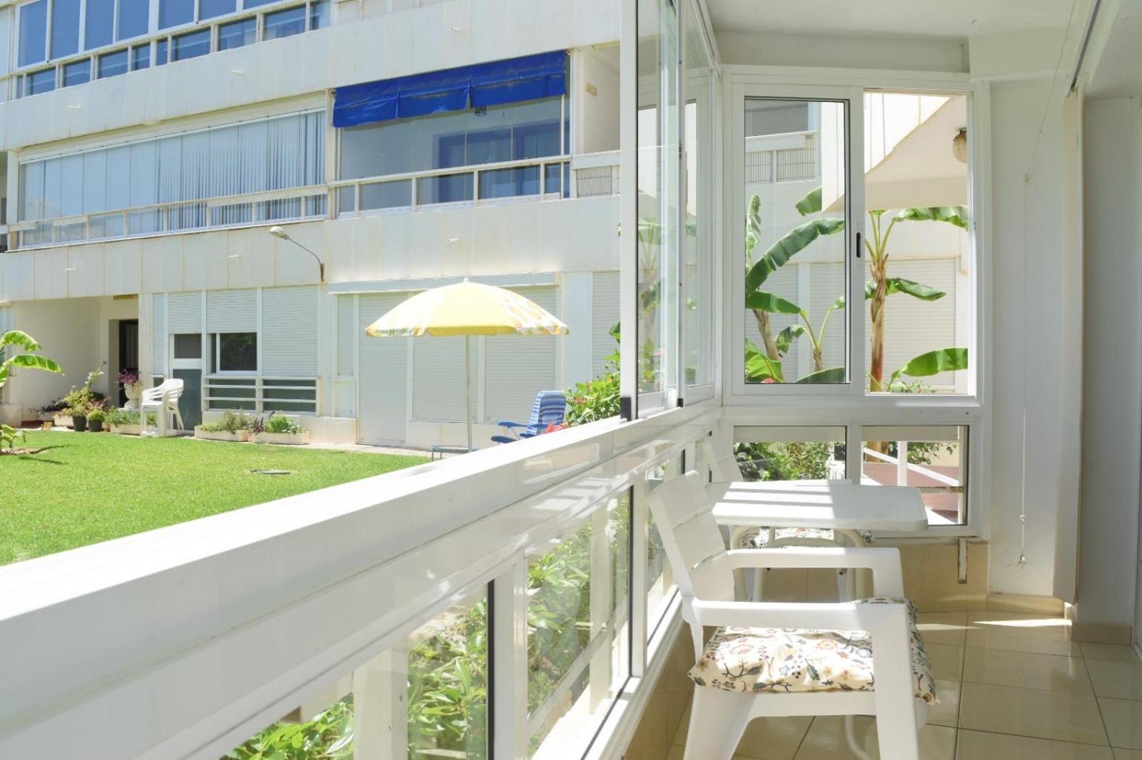 בנאלמדנה Apartamentos De Los Cisnes מראה חיצוני תמונה